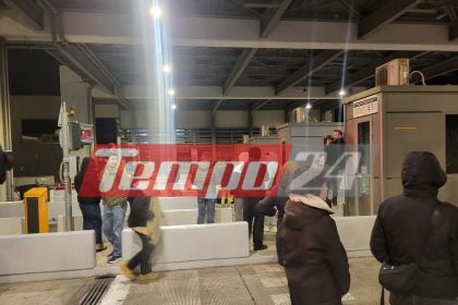 Δυτ. Ελλάδα: Ανυποχώρητοι οι αγρότες - Που στήνουν νέα μπλόκα, ποια διόδια ανοίγουν - Το σημερινό πρόγραμμα δράσεων