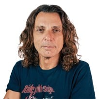 "Ο Αιώνιος Ρεπόρτερ", έγραψε ο Νίκος Μαστοράκης για τον Πατρινό Δημήτρη Γιαννακόπουλο