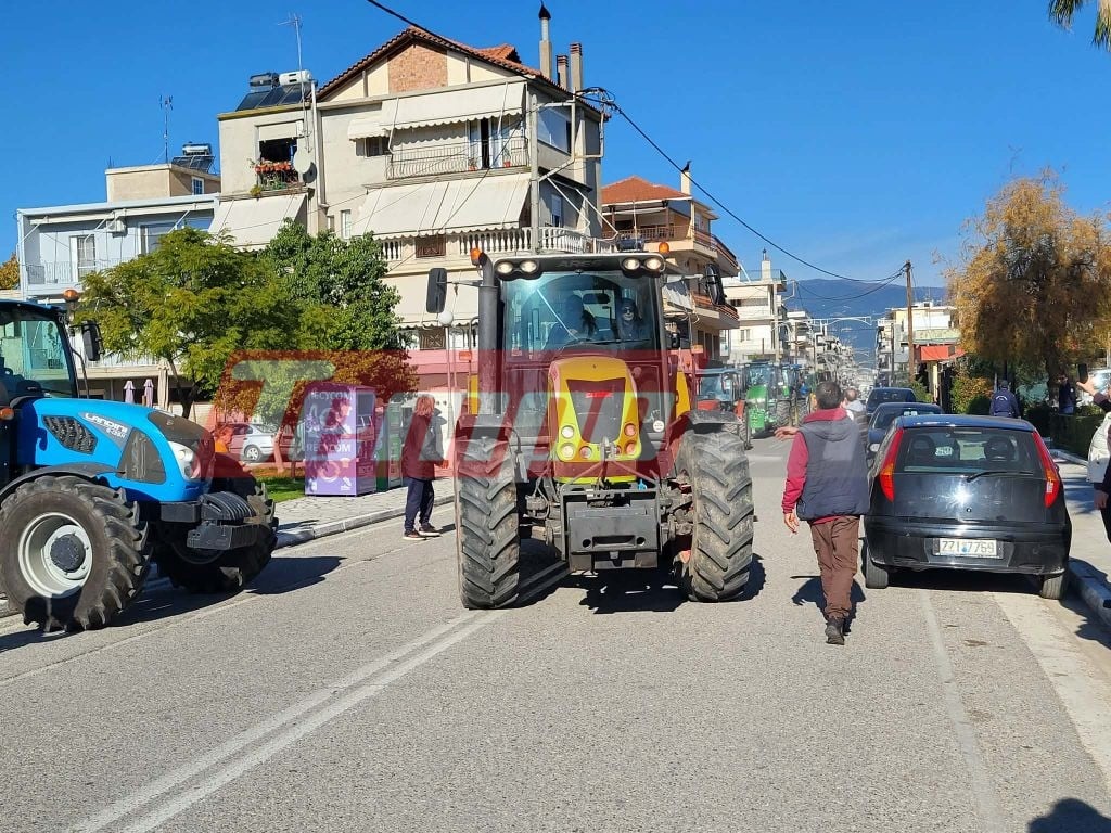Αγρότες: Διαδηλώνουν με τρακτέρ στο Μεσολόγγι (ΦΩΤΟ & ΒΙΝΤΕΟ)