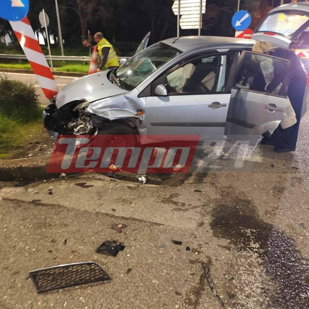 Πάτρα: “Τρίτωσε” το κακό το βράδυ των Χριστουγέννων! Τροχαίο στην Οβρυά - Στο Νοσοκομείο παιδάκι (ΦΩΤΟ)