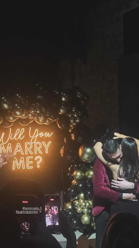 Γιαννούλης Λαρεντζάκης: Έκανε πρόταση γάμου στη σύντροφό του ΦΩΤΟ