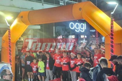 Αγρίνιο: Εκατοντάδες Αϊ Βασίληδες έτρεξαν για καλό σκοπό - ΦΩΤΟ