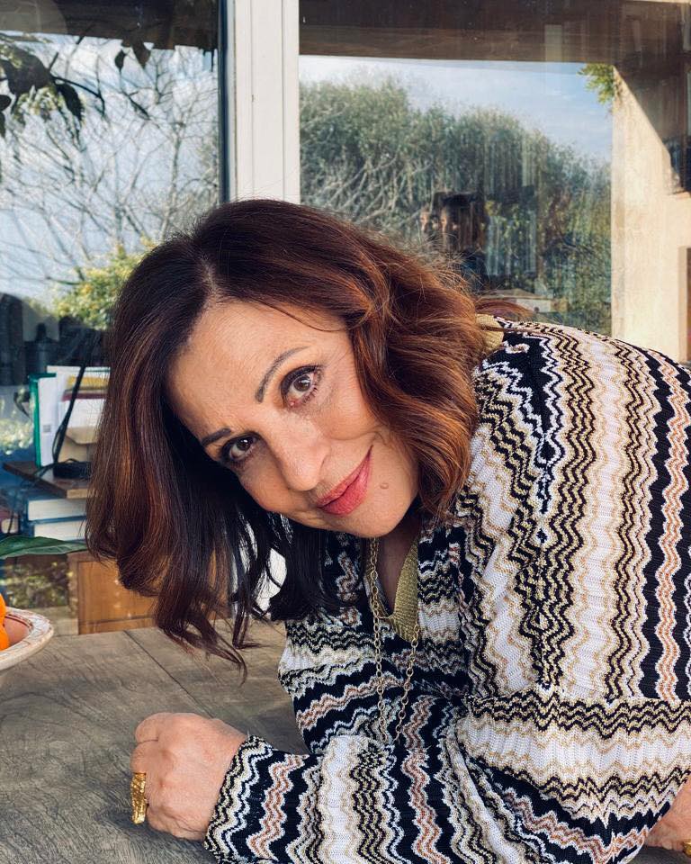 Η Χάρις Αλεξίου έγινε 75 – Η εντυπωσιακή τούρτα για τα γενέθλιά της