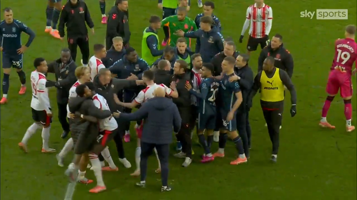 Χαμός στην Championship: Ο Φρανκ Λάμπαρντ «άναψε φωτιές» και προκάλεσε γενική σύρραξη στο Σαουθάμπτον