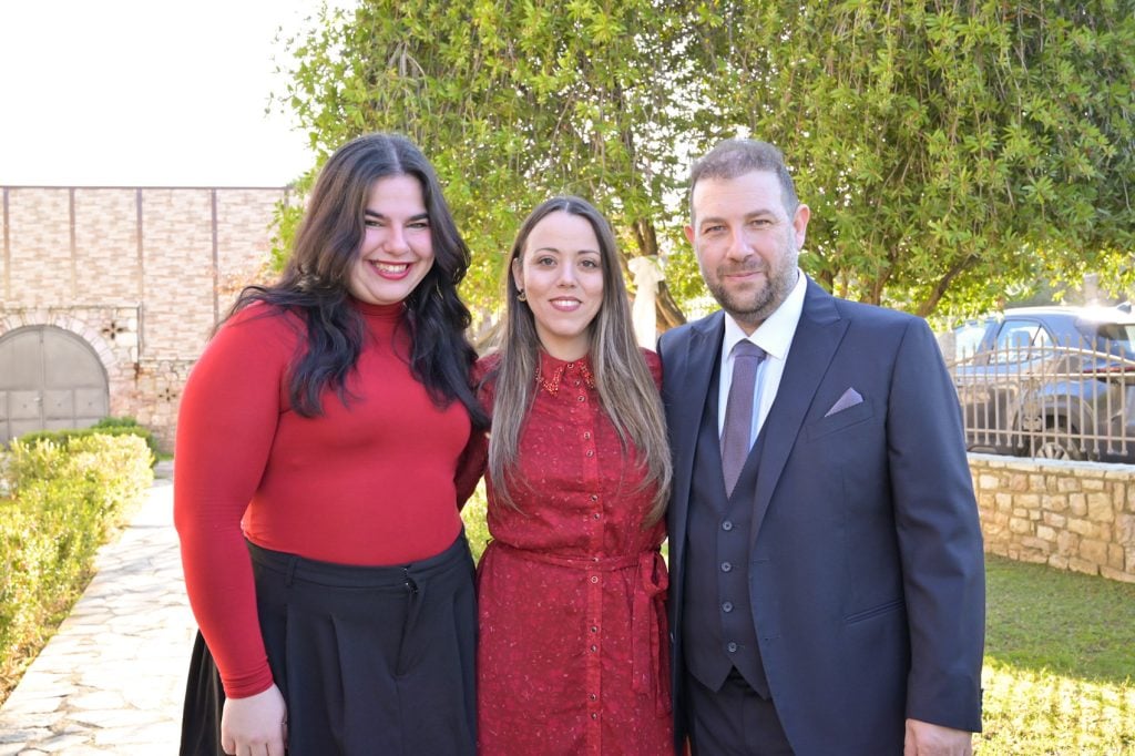 Με επιτυχία πραγματοποιήθηκε το πρώτο εορταστικό γλέντι του Πολιτιστικού Συλλόγου Αμπελοκήπων «Η ΠΡΟΟΔΟΣ» - ΦΩΤΟ