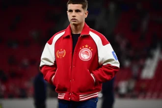 «Η Μάντσεστερ Γιουνάιτεντ παρακολουθεί στενά τον Μουζακίτη, ετοιμάζει πρόταση 28 εκατ. ευρώ η Ρεάλ» γράφει η Daily Mail