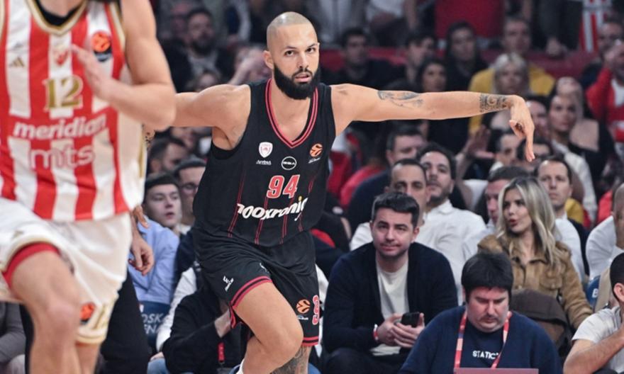 Φουρνιέ: "Ένιωσα ξανά ζωντανός στον Ολυμπιακό, να κλείσω εδώ την καριέρα μου" - Αποθέωσε Μπαρτζώκα