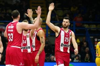 Ξαναβρήκε τον καλό του εαυτό και πέρασε με επιβλητική νίκη από το Περιστέρι ο Ολυμπιακός!