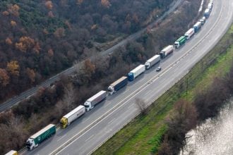 Χριστούγεννα στα μπλόκα για τους αγρότες: Νέα πανελλαδική σύσκεψη την Κυριακή για να εντείνουν τις δράσεις τους