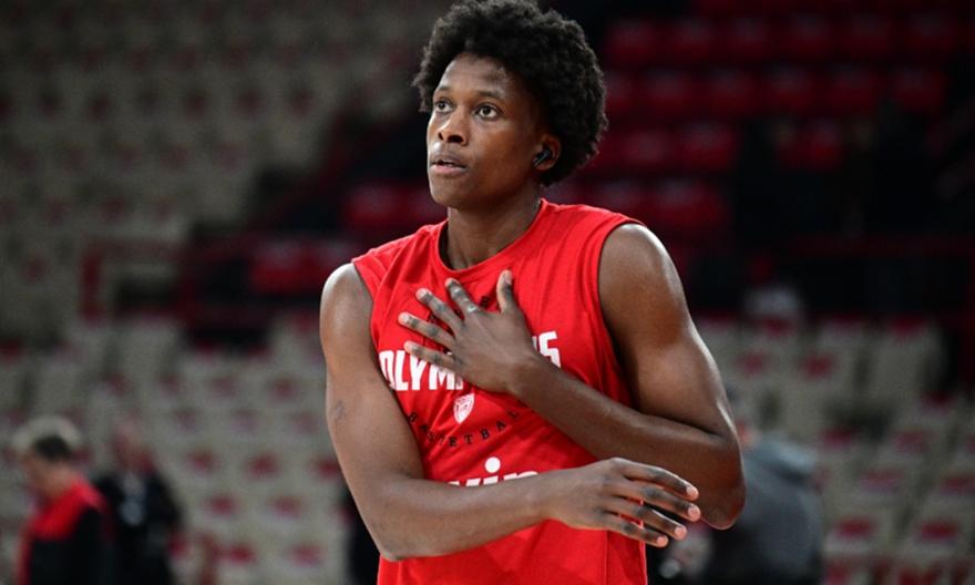 Αγνώριστος ο Νιλικίνα: Άφησε τα ράστα για μια άφρο έκδοση της κόμμωσής του!