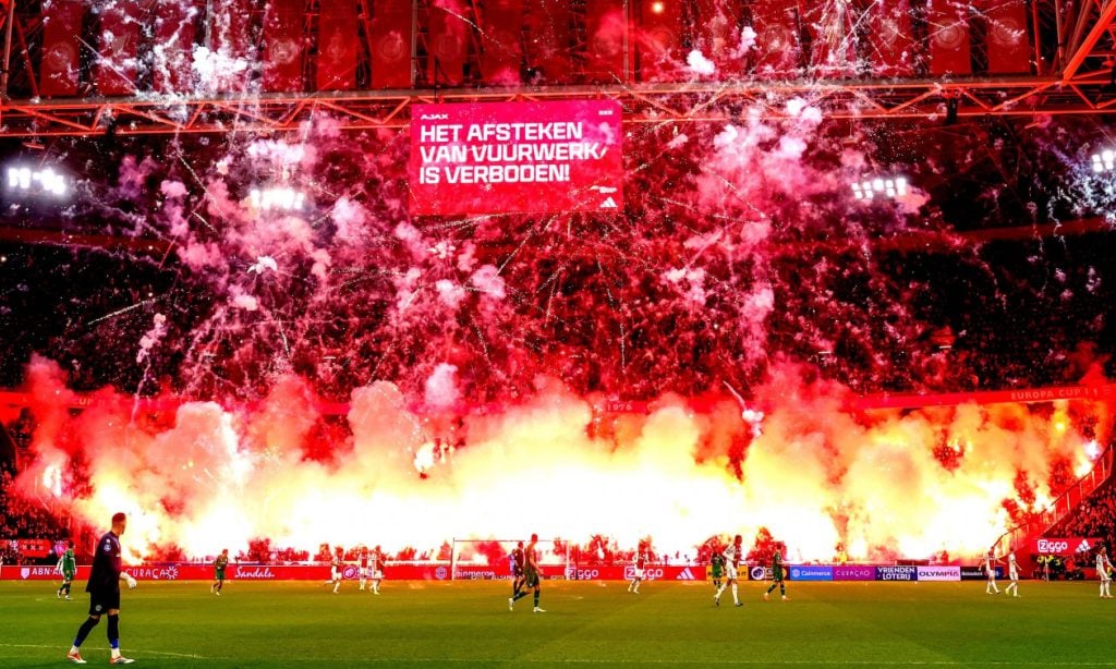 Ο Άγιαξ κλείνει το πέταλο των οργανωμένων στο ντέρμπι με τη Φέγενορντ