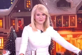 Θεοδώρα Τζάκρη: Δεν διαλύεται το Κίνημα Δημοκρατίας