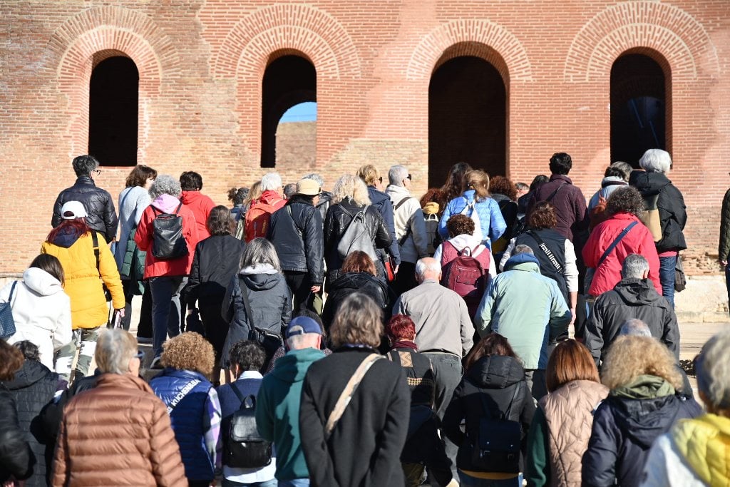 Το Πάρκο Εκπαιδευτικών Δράσεων του Δήμου ξενάγησε πολίτες στην Άνω Πόλη και την αρχαία ιστορία της Πάτρας
