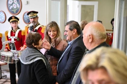 Κώστας Πελετίδης: γιορτινή επίσκεψη στα ιδρύματα και το Καραμανδάνειο (ΦΩΤΟ)