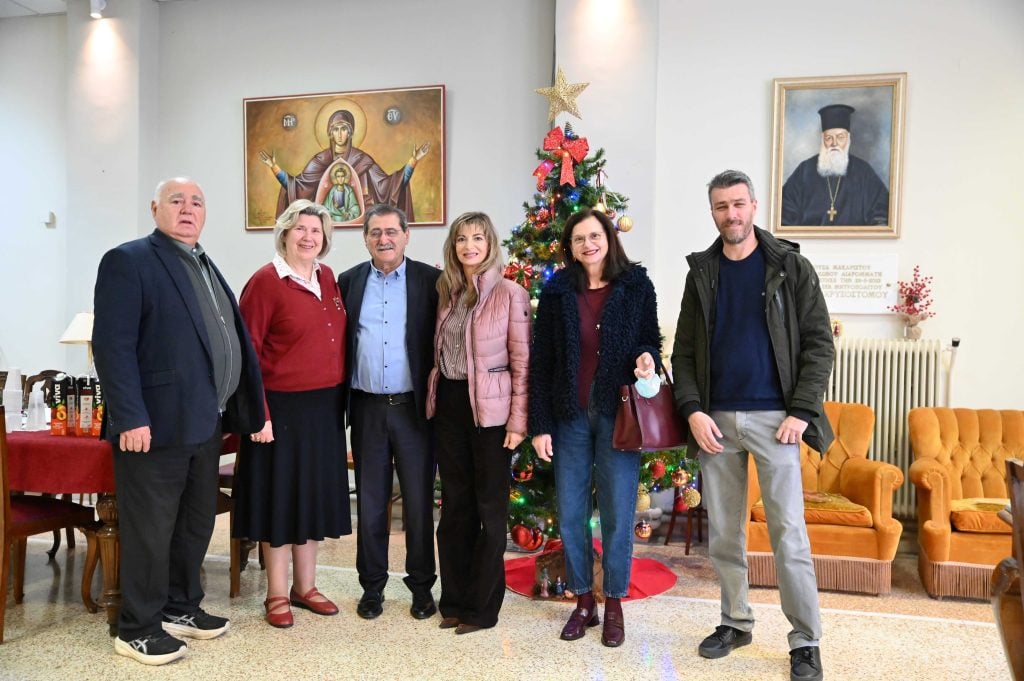 Κώστας Πελετίδης: Γιορτινή επίσκεψη στα ιδρύματα και το Καραμανδάνειο (ΦΩΤΟ)