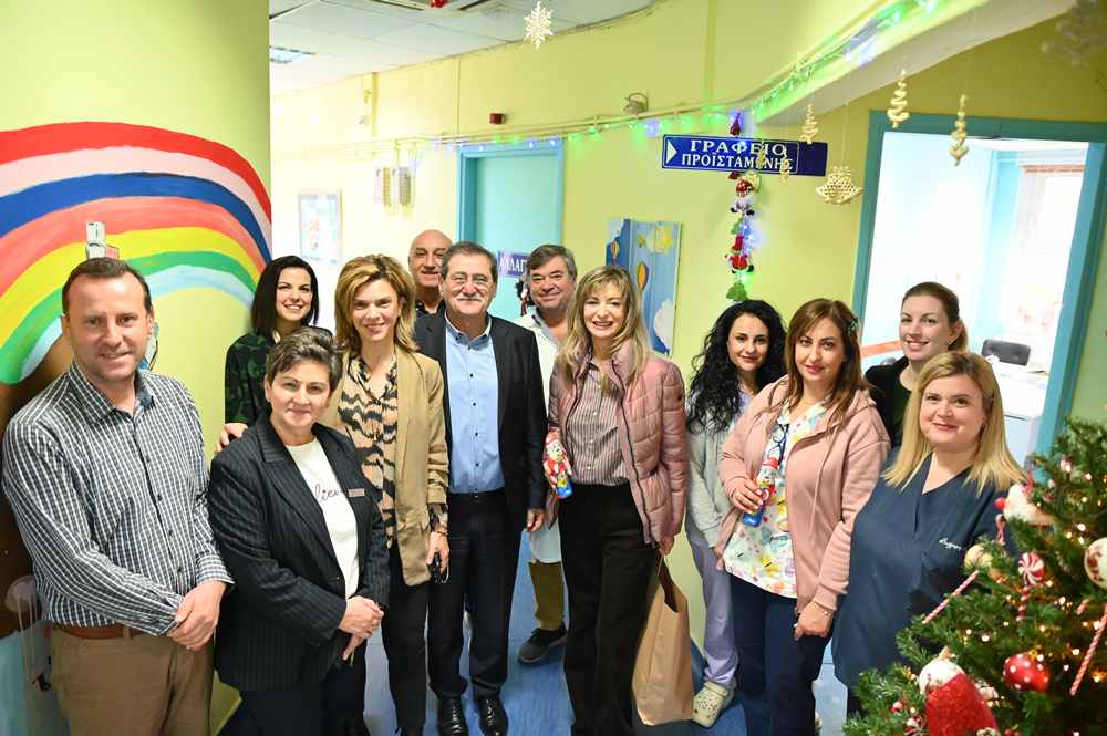 Κώστας Πελετίδης: Γιορτινή επίσκεψη στα ιδρύματα και το Καραμανδάνειο (ΦΩΤΟ)