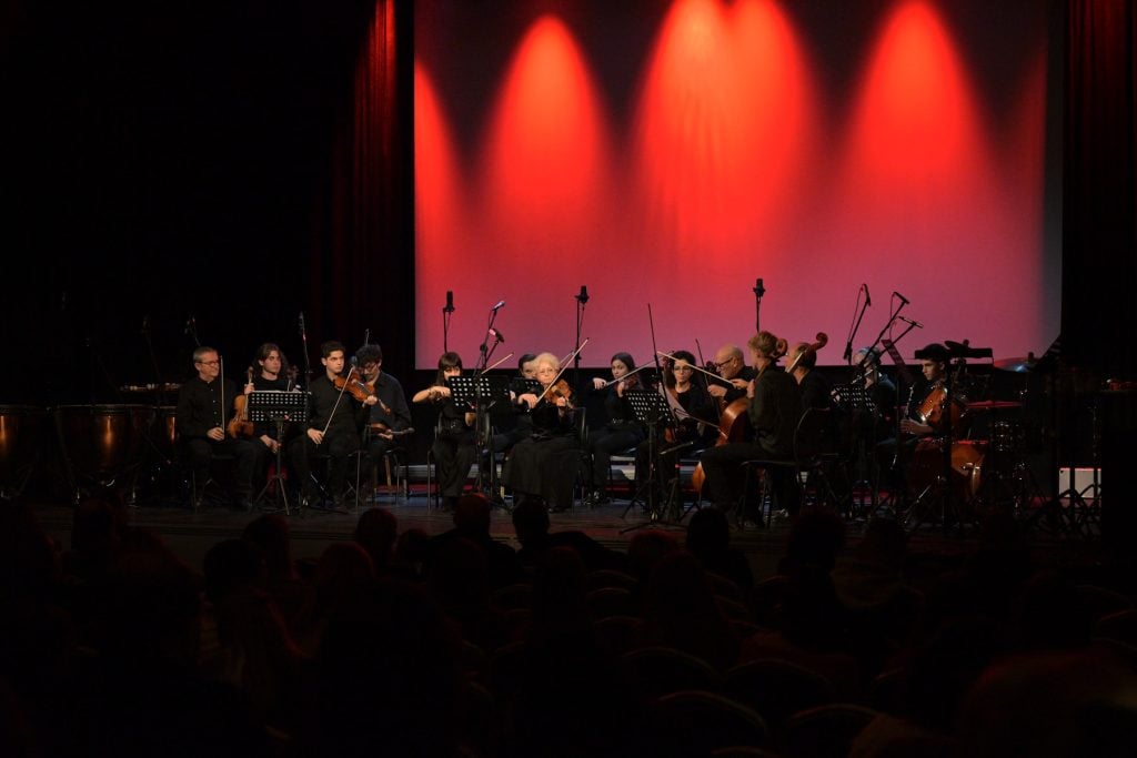 Μάγεψαν τα μουσικά σύνολα του Δημοτικού Ωδείου Πατρών (ΦΩΤΟ)