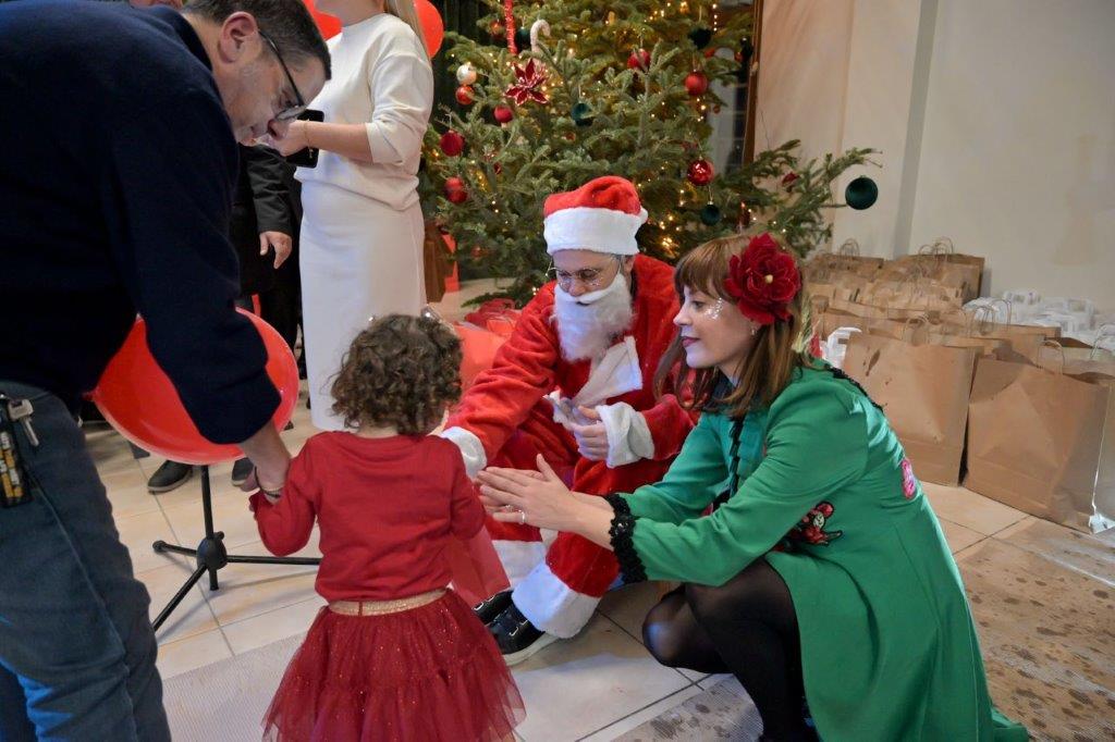 Με Χριστουγεννιάτικη συναυλία στο Δημοτικό Ωδείο και γιορτή για παιδιά συνεχίστηκαν οι εκδηλώσεις του Δήμου Πατρέων