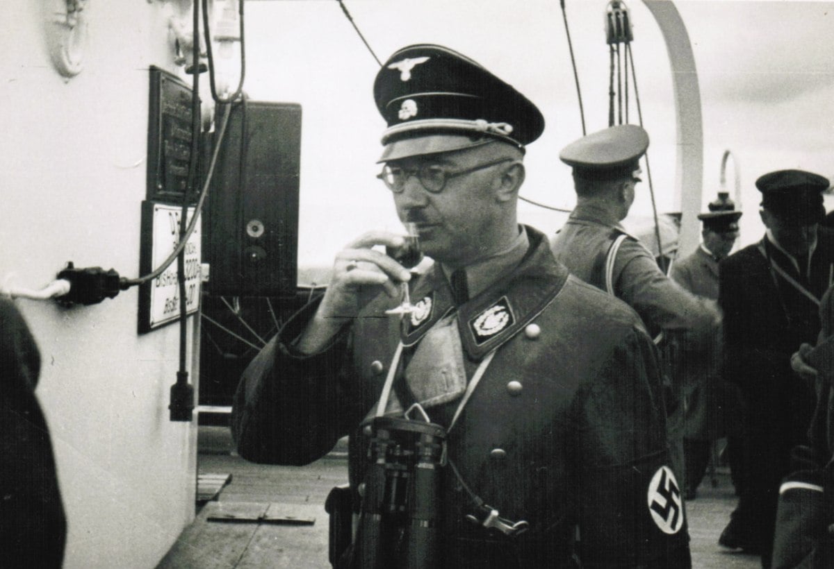 Όποιος ψάχνει, βρίσκει: Άνδρας «χάζευε» στο ίντερνετ και ανακάλυψε ότι είναι εγγονός του Χίμλερ