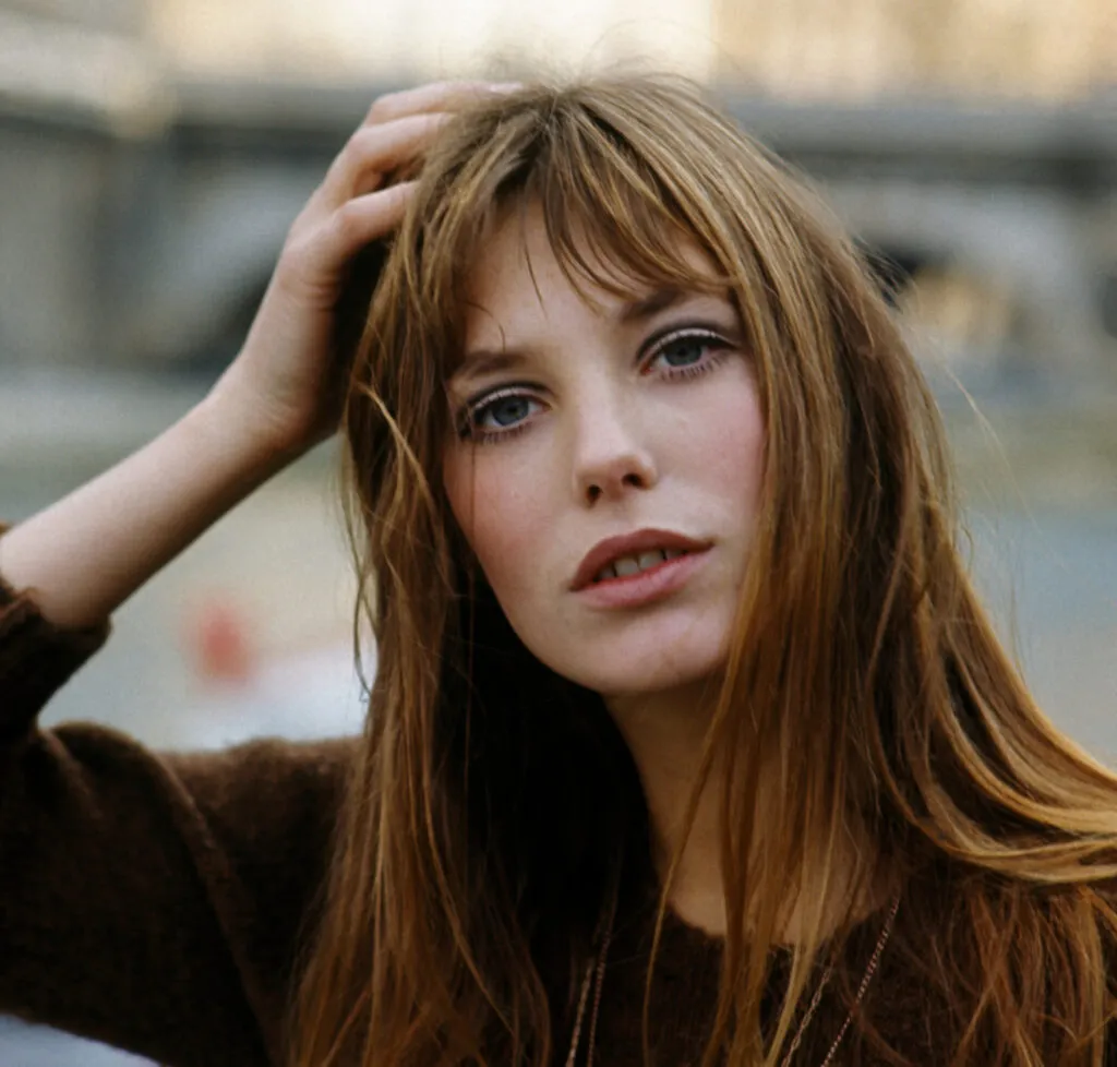 Πώς θα βρούμε τις ιδανικές αφέλειες για το σχήμα του προσώπου μας;