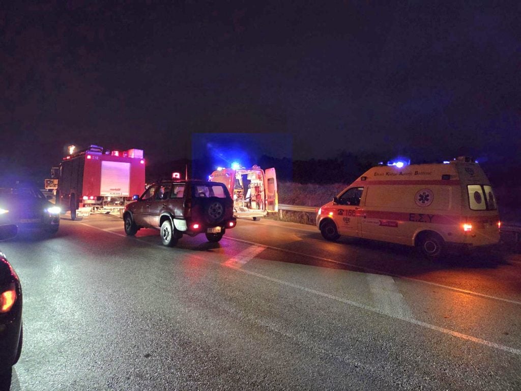 Αιτωλοακαρνανία: Σοβαρό τροχαίο με εγκλωβισμό - Τούμπαρε ΙΧ (ΦΩΤΟ)