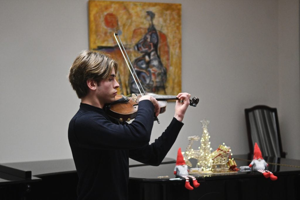 Με Χριστουγεννιάτικη συναυλία στο Δημοτικό Ωδείο και γιορτή για παιδιά συνεχίστηκαν οι εκδηλώσεις του Δήμου Πατρέων