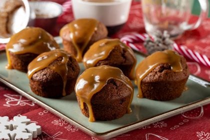 Κέικ με χουρμάδες