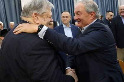 Βενιζέλος για Καραμανλή: Μας συνδέει η ικανότητα να ζυγίζουμε πρόσωπα και καταστάσεις