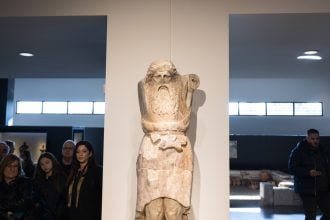 Εγκαίνια του αρχαιολογικού χώρου του ανακτόρου της Πέλλας, παρουσιάστηκαν για πρώτη φορά δύο ελληνιστικά αγάλματα