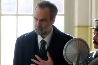 Άγιος έρωτας: Ο Παύλος χαροπαλεύει, οι γιατροί αγωνίζονται να τον κρατήσουν στη ζωή