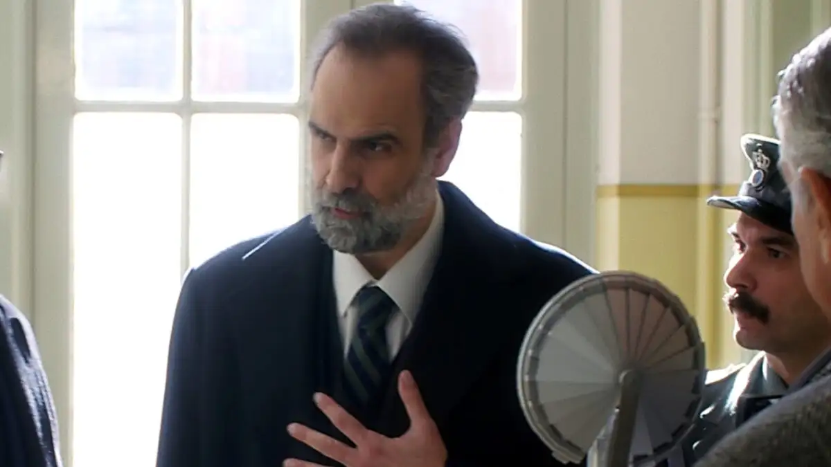 Άγιος έρωτας: Ο Παύλος χαροπαλεύει, οι γιατροί αγωνίζονται να τον κρατήσουν στη ζωή