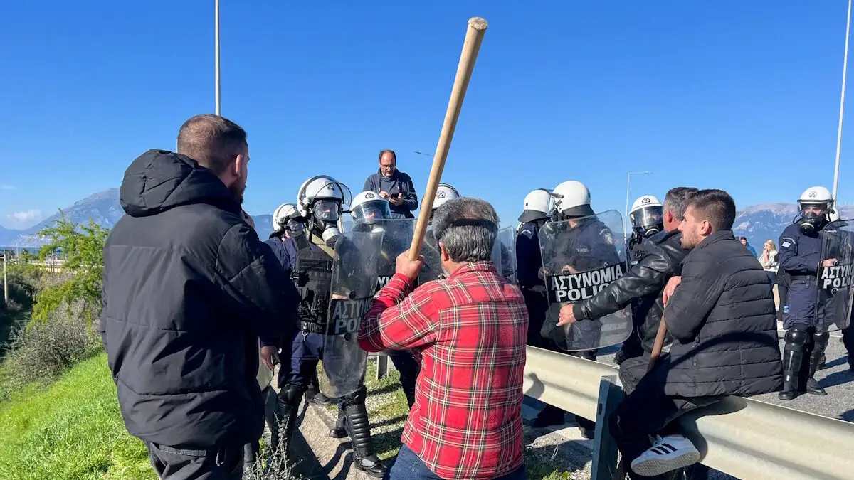 Συνελήφθη αγρότισσα για βίντεο στο TikTok: «Σαπίστε στο ξύλο δικαστές, δημοσιογράφους, μπασκίνες»