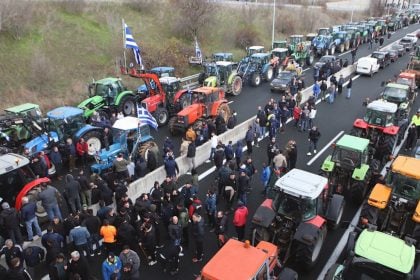 Οι αγρότες «κόβουν» στα δύο τη χώρα τη Δευτέρα - «Έσπασε» το ενιαίο μέτωπο, ποιοι θέλουν διάλογο με κυβέρνηση