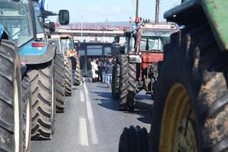 Αγρότες: Διπλό μπλόκο στην Αιτωλοακαρνανία το Σάββατο