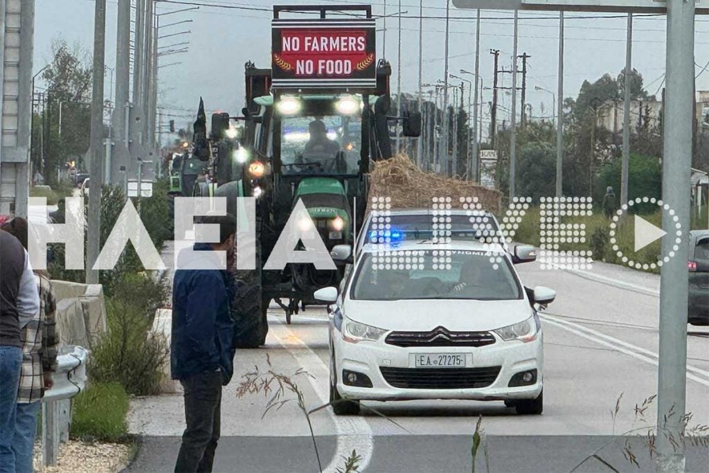 Αγρότες: Μπλόκο σε Πατρών-Πύργου και Ολυμπία οδό, έριξαν γάλα στον δρόμο κι έκαψαν σανό (ΦΩΤΟ)