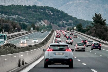 Τέλη κυκλοφορίας 2026: Απλήρωτα 9 στα 10 ευρώ 23 μέρες πριν τη λήξη, τέλος το «πέναλτι» 100%, αλλά και οι παρατάσεις