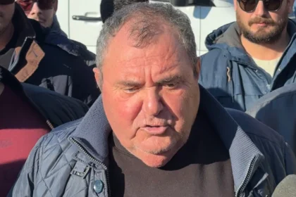 Για παράνομες επιδοτήσεις 122.000 ευρώ ελέγχεται ο αγροτοσυνδικαλιστής του μπλόκου στα Μάλγαρα Κώστας Ανεστίδης