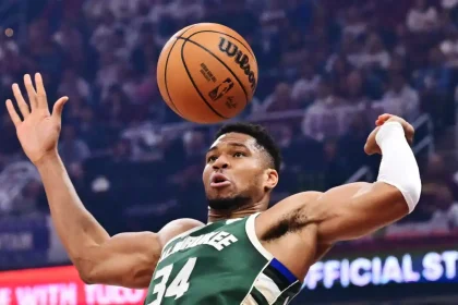 Χόρνετς – Μπακς 113-123: Άλλη ομάδα τα Ελάφια με τον Αντετοκούνμπο