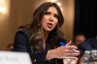 ΗΠΑ: Υπουργική εντολή αναστολής της παροχής βίζας μέσω λοταρίας