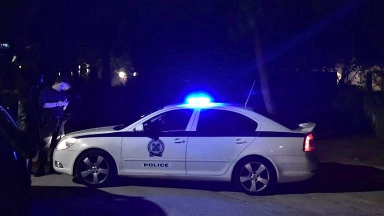 Πάτρα: Νέο "χτύπημα" της Δίωξης Ναρκωτικών - Χειροπέδες σε μάνα και γιο