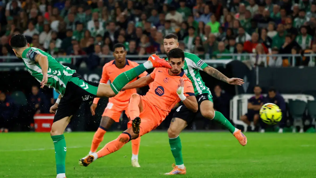 Μπέτις – Μπαρτσελόνα 3-5: Με χατ-τρικ Φεράν Τόρες στην κορυφή της La Liga οι Καταλανοί