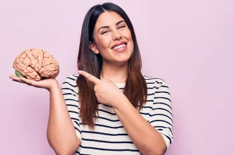 4 απλές συνήθειες που κάνουν το μυαλό μας 8 χρόνια νεότερο