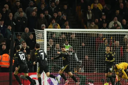 Γουλβς – Μάντσεστερ Γιουνάιτεντ 1-4: «Έπιασε» 5άδα η ομάδα του Αμορίμ με επιβλητικό διπλό στην Premier League