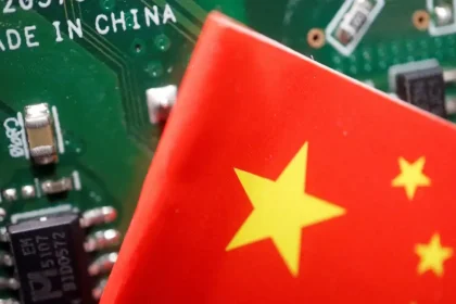 Reuters: Εγχώριες επενδύσεις στην Κίνα – Οι κατασκευαστές τσιπ υποχρεούνται σε 50% κινεζικό εξοπλισμό