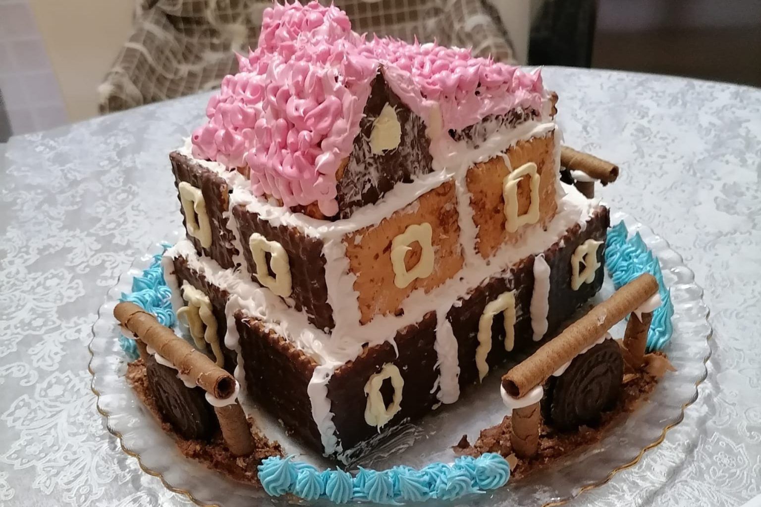 Μπισκοτόσπιτο με σαντιγί