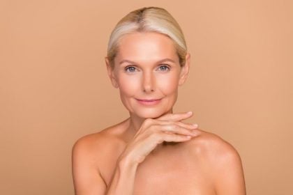 Contouring: Πώς θα το κάνετε σωστά εάν έχετε ώριμη επιδερμίδα