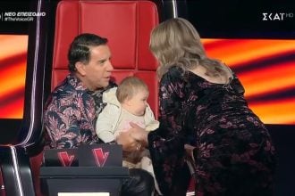 The Voice: Τι κι αν δεν την πέρασε στα lives ο Μαζωνάκης; Θα... συγγενέψουν με κουμπαριά σε μία απροσδόκητη πρόταση του τραγουδιστή