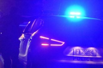 Αστυνομικός μαχαιρώθηκε από διαρρήκτη - Μεταφέρθηκε στο νοσοκομείο