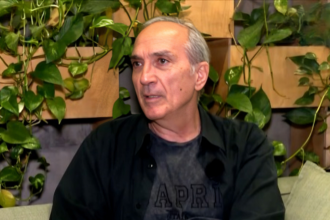 Γιάννης Νταλιάνης: Δεν μπορώ να απαγορεύσω στην κόρη μου να χρησιμοποιήσει το επίθετό μου, εκτός αν το αλλάξει σε Λαμπροπούλου