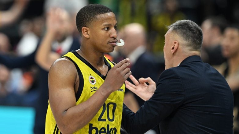 Euroleague: Ανατροπή και τεράστιο «διπλό» (92-86) για τη Φενερμπαχτσέ στο Πριγκιπάτο